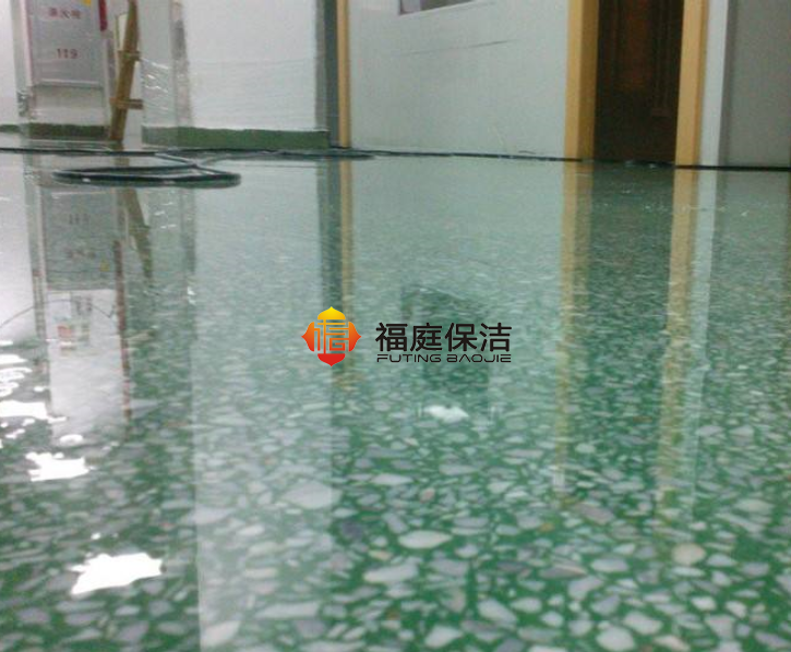 上海水磨石地面(miàn)翻新固化公司