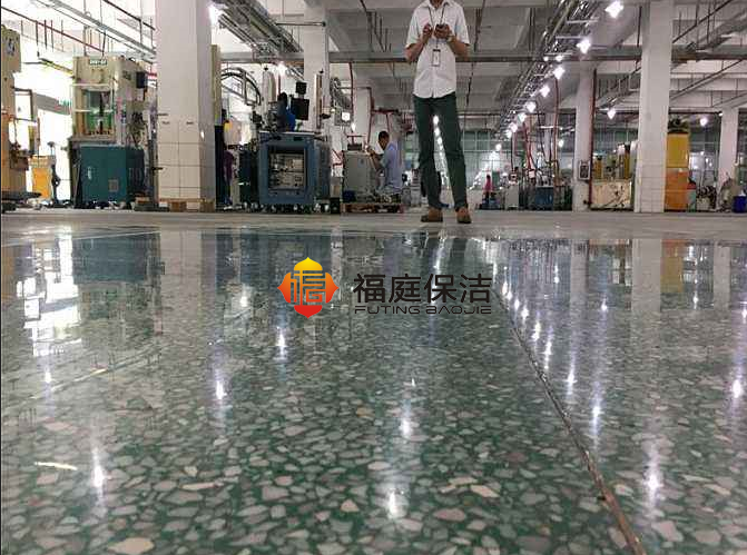 上海水磨石地面(miàn)翻新固化公司