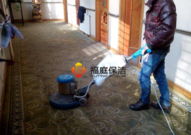 上海學(xué)校地毯清洗公司